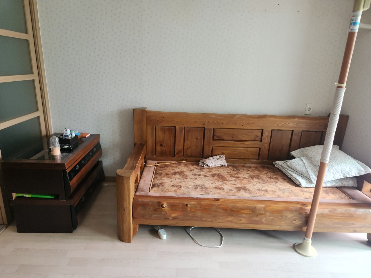 산청 유품정리 전 사진